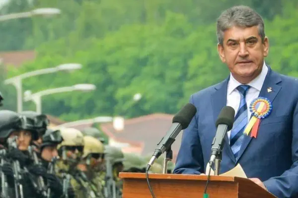 Gabriel Oprea, la Realitatea PLUS: Românii trebuie să aibă încredere în Armată