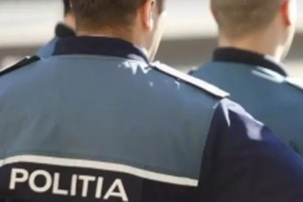 Polițiști din București, în autoizolare: Au jucat fotbal cu un fost coleg infectat cu coronavirus