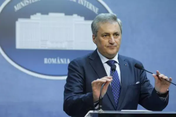 Acordul cu Biserica se modifică. Marcel Vela: Slujbele de Înviere, FĂRĂ credincioși. Polițiștii NU mai împart lumină