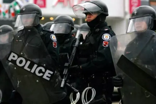 Cel mai sângeros atac armat din ultimele decenii din Canada. Zece oameni au fost uciși și sunt zeci de răniți. Atacatorul s-ar fi sinucis