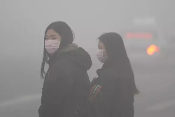 Carantina revine în China. 100 de milioane de chinezi sunt afectați de măsurile guvernului.