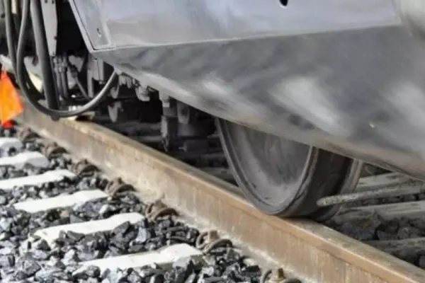 Accident feroviar la Constanța: Un bărbat a MURIT după ce a fost lovit de tren