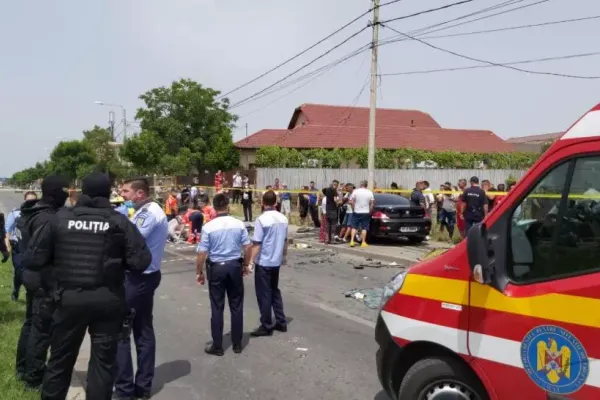 Accident CUMPLIT în Craiova, soldat cu doi morți și două persoane răniți, printre care și un copil de 7 ani