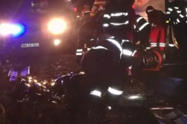 Accident teribil în județul Băcău. 7 victime, între care 3 copii, au ajuns la terapie intensivă
