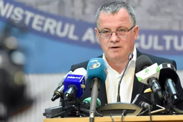 Ministrul Agriculturii a cerut la Guvern 380 de milioane de lei pentru plata despăgubirilor cauzate de SECETĂ și de pandemie