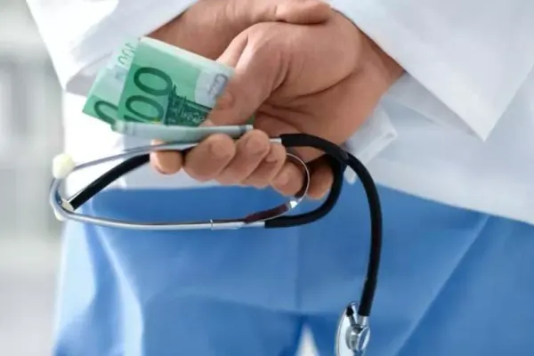 Tentaculele "băieților deștepți" din Sănătate. Rețeta licitațiilor dubioase din spitale