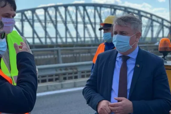 Lucian Bode: ”Guvernul va continua investiţiile la DN 67C Transalpina în limitele legii, pentru punerea în siguranţă a circulaţiei”