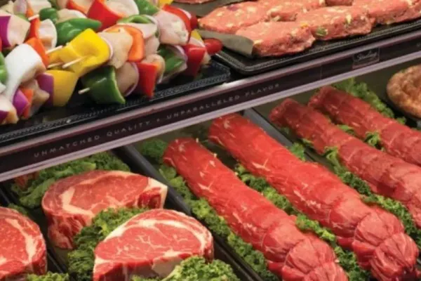 Scumpirile pe bandă rulantă îngenunchează românii - Criza îngrășămintelor poate aduce criza alimentară în 2022