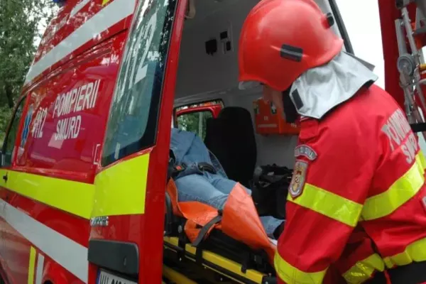 Accident cu 4 victime, în jud. Suceava, produs de un șofer de 19 ani
