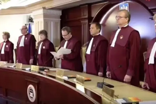 CCR: Pensiile speciale nu sunt un privilegiu/Orice sesizare în acest caz, neconstituțională