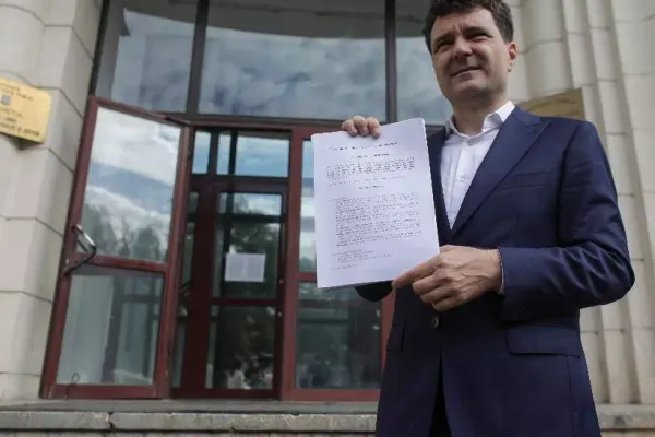 Nicușor Dan, un nou atac la Gabriela Firea: În vizor, achizițiile "la prețuri nejustificat de mari" pentru medici
