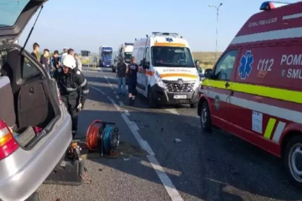 8 persoane, implicate într-un grav accident rutier, în jud. Sălaj