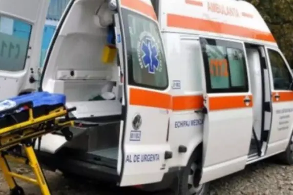 Accident cumplit în Arad! Doi bărbați au murit după ce au rămas blocați în mașina care a căzut în apă