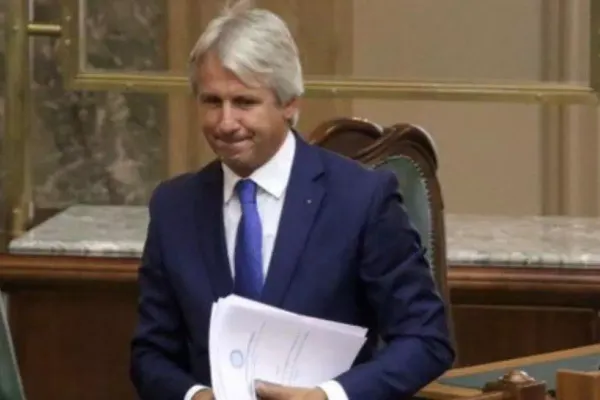 Fost ministru de Finanțe, avertisment sumbru: Banii românilor din Pilonul 2 de pensii, în pericol, din cauza băncilor rusești