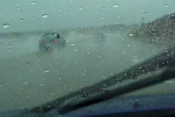 ATENȚIONARE: Risc de accident pe A1 și A2, din cauza ploilor