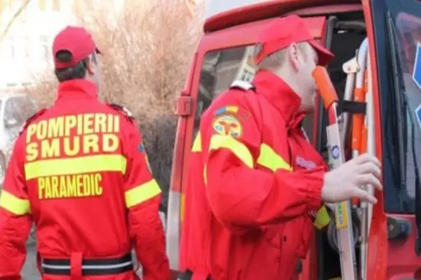 O femeie a murit şi două adolescente sunt la spital, în urma unui accident rutier produs în județul Dolj