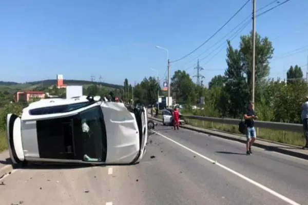 Accident mortal la intrarea în Hunedoara: A intrat pe contrasens și s-a izbit frontal de un alt autoturism