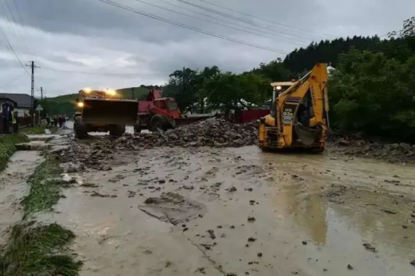 Bani de la Guvern pentru județele afectate de inundații. Ce zone sunt vizate
