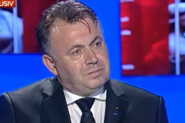 Tătaru, în vizită în focarul de la Galați: Astăzi vor fi mai puține cazuri, pentru că în weekend s-au făcut mai puține teste
