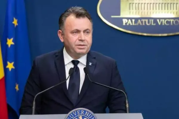 Nelu Tătaru a suplimentat personalul din direcţiile de sănătate publică prin detaşarea a aproximativ 900 de asistenţi medicali şi medici şcolari