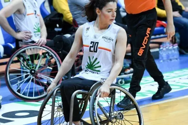 Sportivă româncă aflată în scaun cu rotile, UMILITĂ în Italia. Campioana paralimpică, jignită: Marș în țara ta!