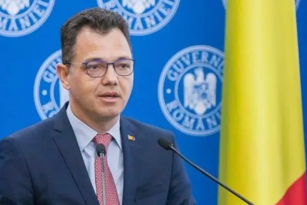 Radu Oprea, secretarul general al Guvernului: „Decizia privind creșterea salariului minim se amână până la sfârșitul lunii noiembrie”