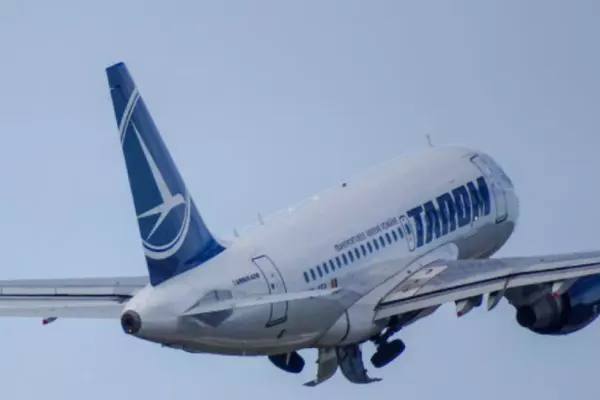 Avionul care a preluat românii blocați în Africa de Sud nu va mai ateriza la Otopeni - Armata, solicitată de Guvern pentru a prelua aeronava