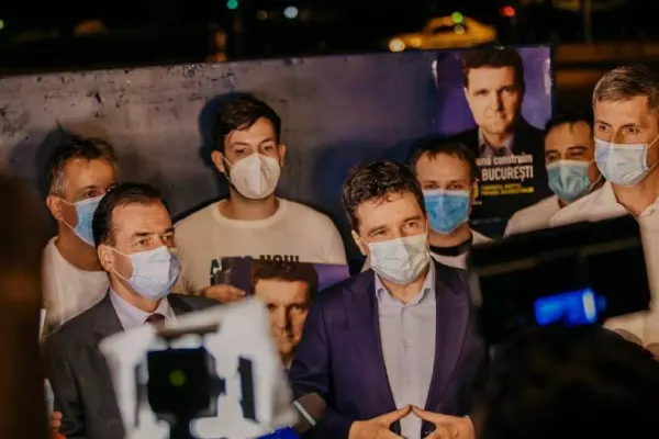 Nicușor Dan a dat startul campaniei electorale la miezul nopții