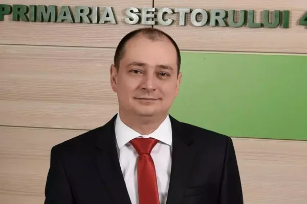 Daniel Băluță îl acuză pe Nicușor Dan că îți asumă fără drept meritele pentru lucrările din Piața Unirii