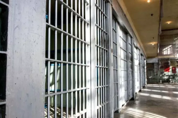 CULISELE STATULUI PARALEL. Interlopii fac legea, polițiștii asistă. Marele „noroc” al României: nu suntem o țară bogată, de interes major pentru infractori