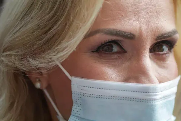 Vlad Voiculescu, acuzat de Gabriela Firea că vrea să renunțe la sistemul public de sănătate: „Vrea închiderea spitalelor de stat, să mergem toţi la privat!”