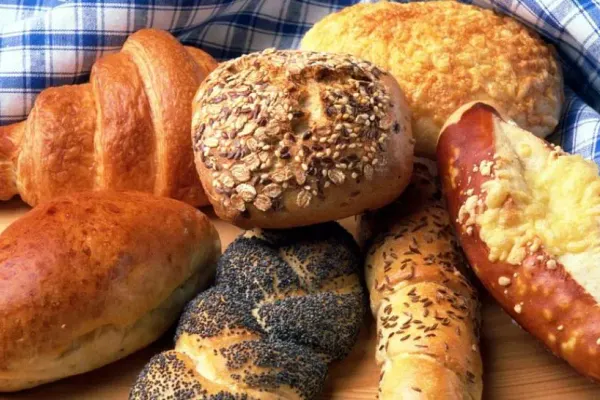România are cele mai mici prețuri și cel mai mare consum la pâine din Uniunea Europeană