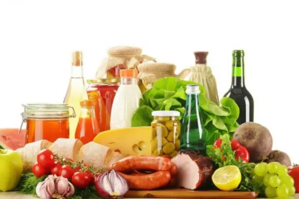 Cele mai cancerigene alimente pe care le consumi frecvent. Cum îți pui în pericol sănătatea