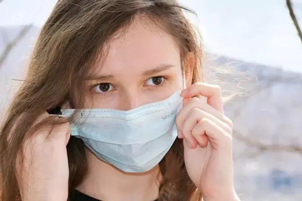 FOCAR de Covid, în Gorj. Zeci de copii, depistați cu coronavirus, după tabără