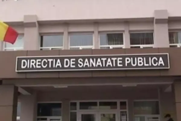 Ministerul Sănătății a făcut public numărul de telefon la care bucureștenii pot suna pentru testarea PCR la domiciliu sau în centrele de recoltare