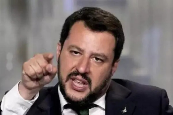 Extremiștii din Italia pun la îndoială sancțiunile împotriva Rusiei: "Oamenii plătesc facturi de două, chiar de patru ori mai mari"