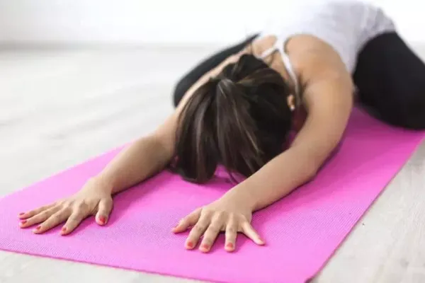 Mişcare pentru sănătate: exerciţii care pot fi făcute acasă
