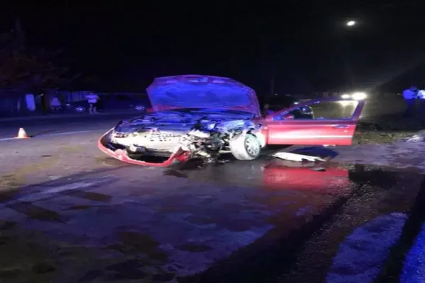 FOTO Accident cumplit în Ialomița. Șase persoane, între care trei copii, au fost rănite