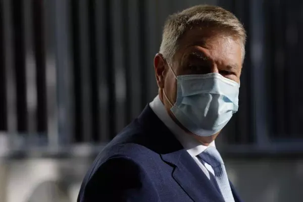 Legea prin care data alegerilor e stabilită de Parlament, și nu de Guvern, întoarsă de președintele Klaus Iohannis