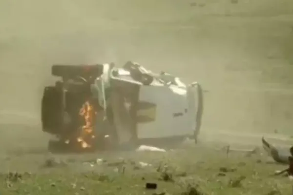 VIDEO Accident spectaculos la Raliul Iașului - Mașina a luat foc. Care e starea echipajului