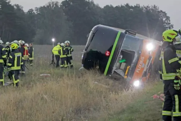 Accident grav pe o autostradă din Germania, 31 de răniți, printre care și români