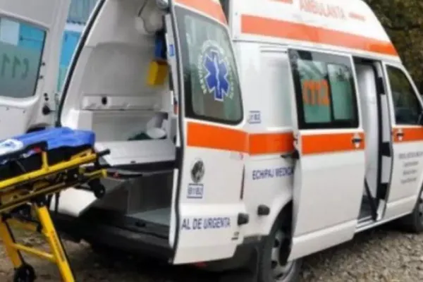 Un mort și trei răniți grav în urma unui accident din Vrancea