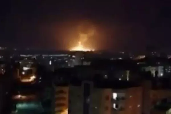 Explozie puternică la un spital COVID urmată de un incendiu puternic - Autoritățile din Rusia, în alertă