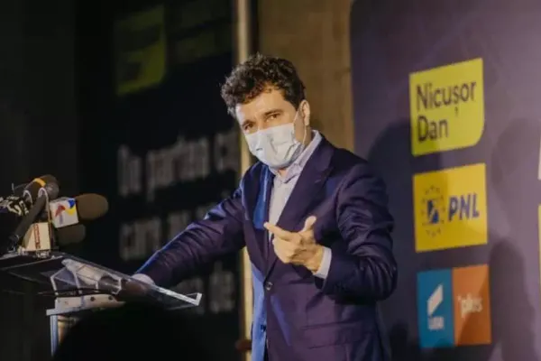 Nicușor Dan a prezentat episodul 2 din caracatița Pandele-Firea: ”Principalul criteriu de angajare la Primăria Capitalei este să fii naș, fin”