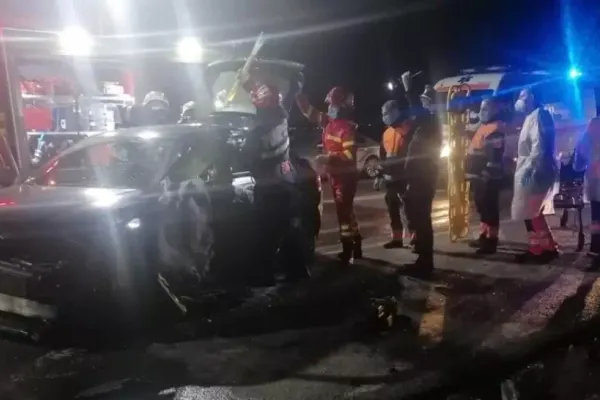 VIDEO Accident grav, la ieșirea din Slatina: un mort, 4 răniți