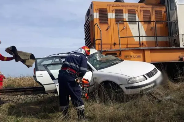 FOTO/VIDEO Doi bărbați și-au pierdut viața într-un tragic accident feroviar petrecut în județul Suceava