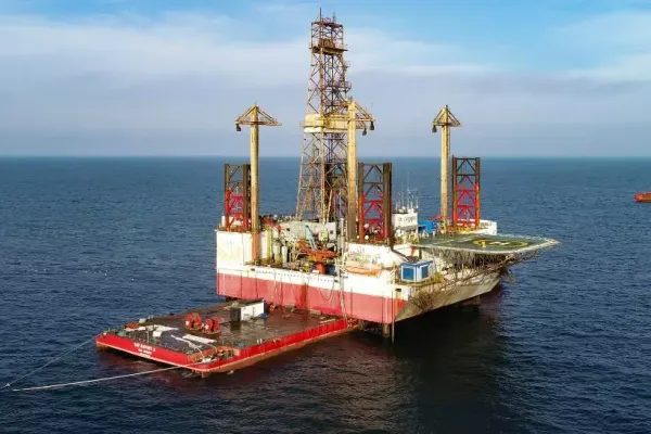 Ucraina a atacat o platformă de foraj petrolier lângă Crimeea pentru a doua oară într-o săptămână