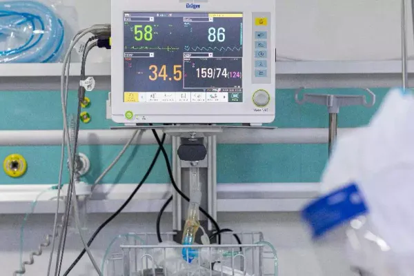 Colegiul Medicilor, reacție de ULTIM MOMENT la scandalul presupuselor abuzuri din ATI. Cine stabilește "balanța între sedarea minim necesară și contenție"