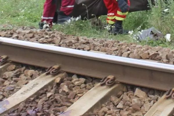 Două accidente MORTALE în Prahova, pe calea ferată! Două femei și-au pierdut viața după ce au fost lovite de tren