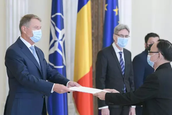 Preşedintele Iohannis s-a întâlnit cu noii ambasadori ai Thailandei, Norvegiei şi Ciprului